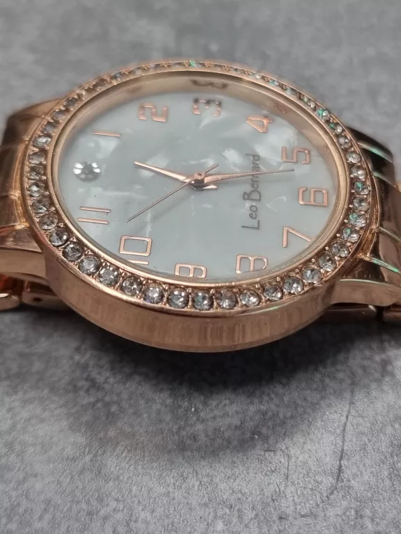 zegarek-damski-leo-bernard-quartz-ksztalt-koperty-129223-2