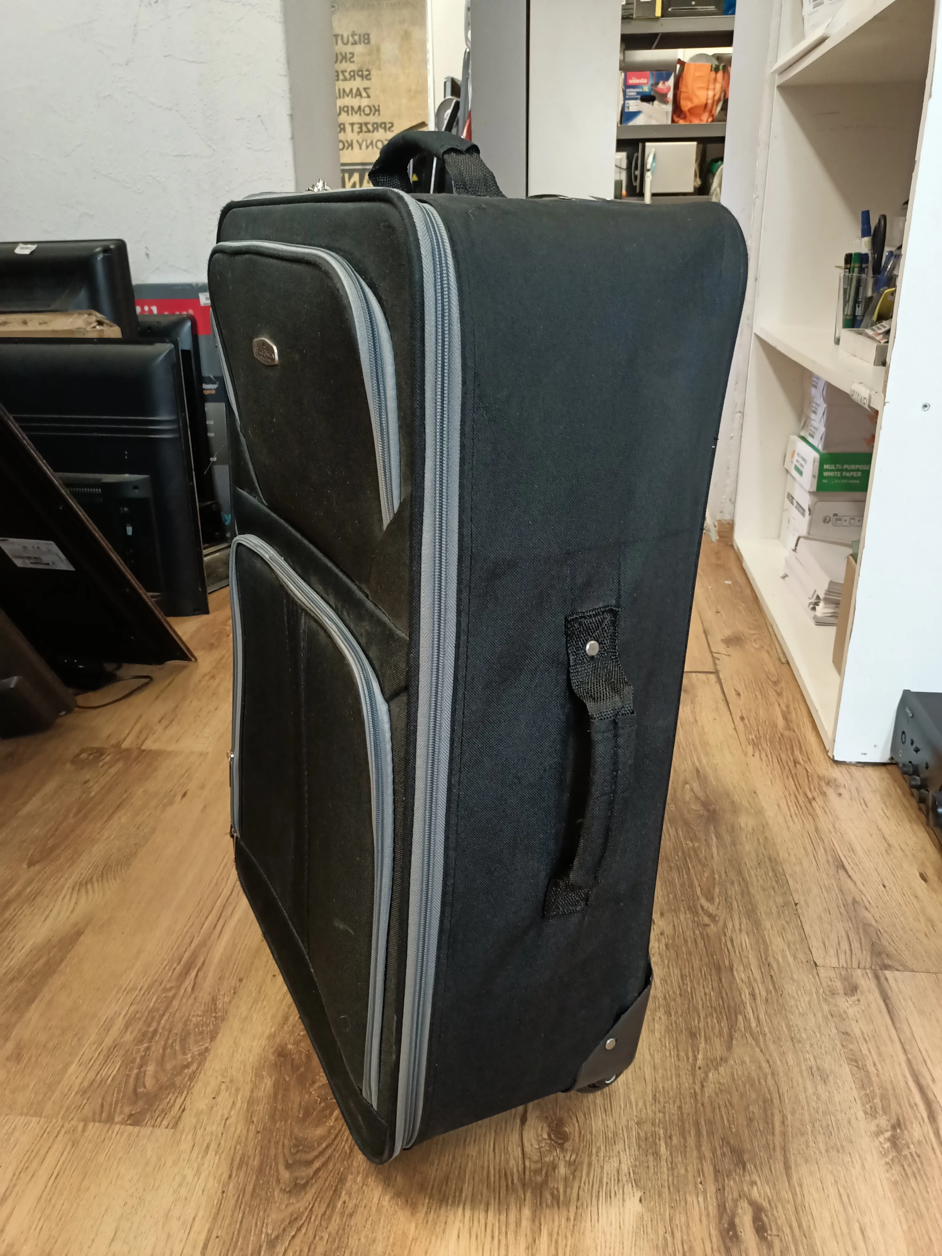 walizka-duza-spilbergen-ean-gtin-8718964081820