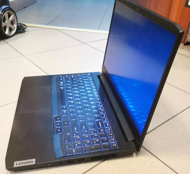 LAPTOP LENOVO 15ACH6