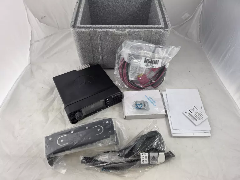 RADIOTELEFON MOTOROLA DM4601E