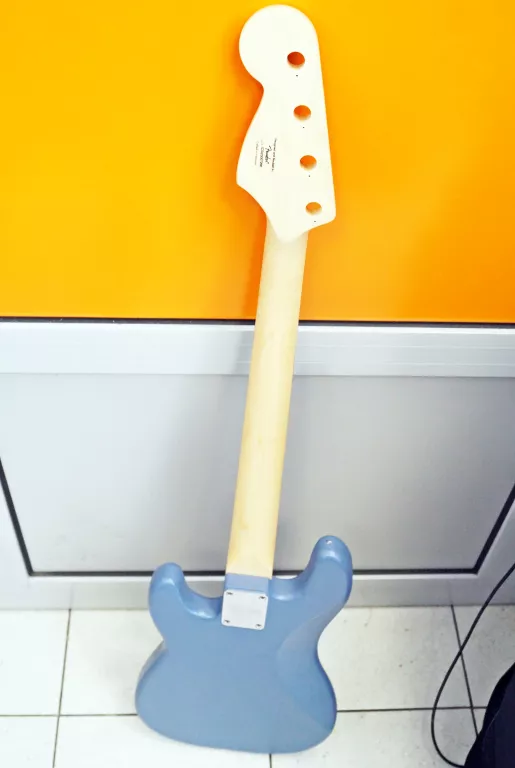 GITARA BASOWA SQUIER MINI PRECISION BASS LRL DKR + POKROWIEC + GWARANCJA