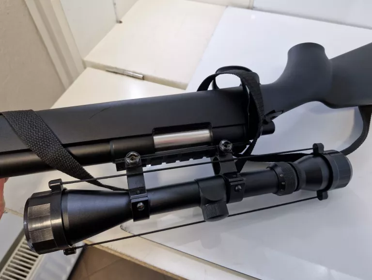 KARABIN SNAJPERSKI ASG WELL MB03A CZARNY SPRĘŻYNOWY + LUNETA 3-9X40