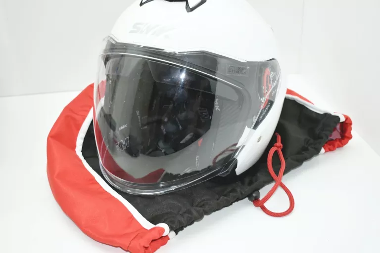 SMK KASK MOTOCYKLOWY OTWARTY Z SZYBĄ I BLENDĄ GTJ