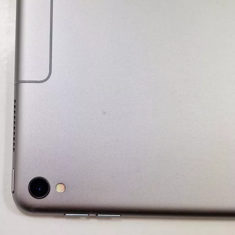 APPLE IPAD PRO 12.9" 2. GENERACJI 256 GB SPACE GRAY MPA42FD/A