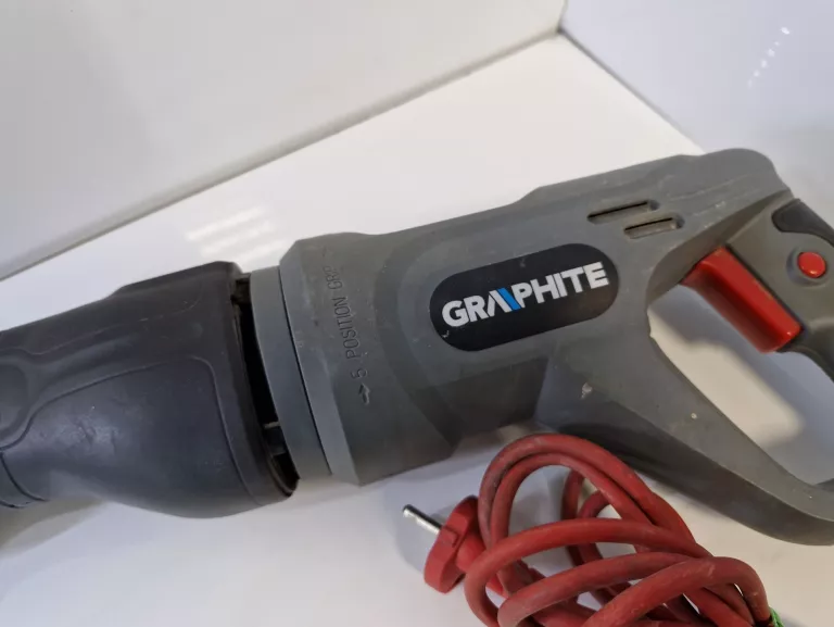 PILARKA SZABLASTA 900W GRAPHITE 58G971 PIŁA