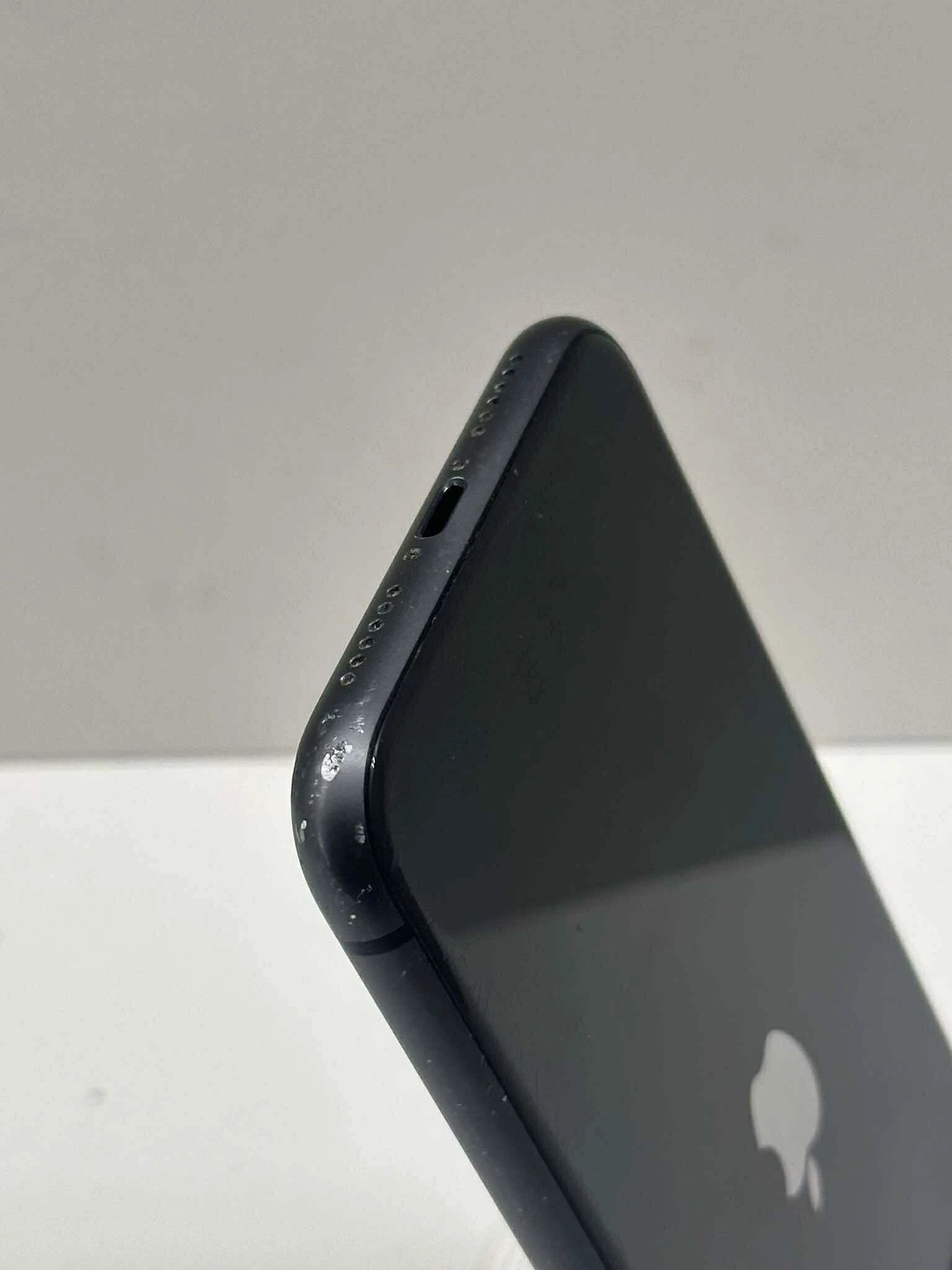 telefon-iphone-11-64-gb-74-bateria-kod-producenta-mhda3pma