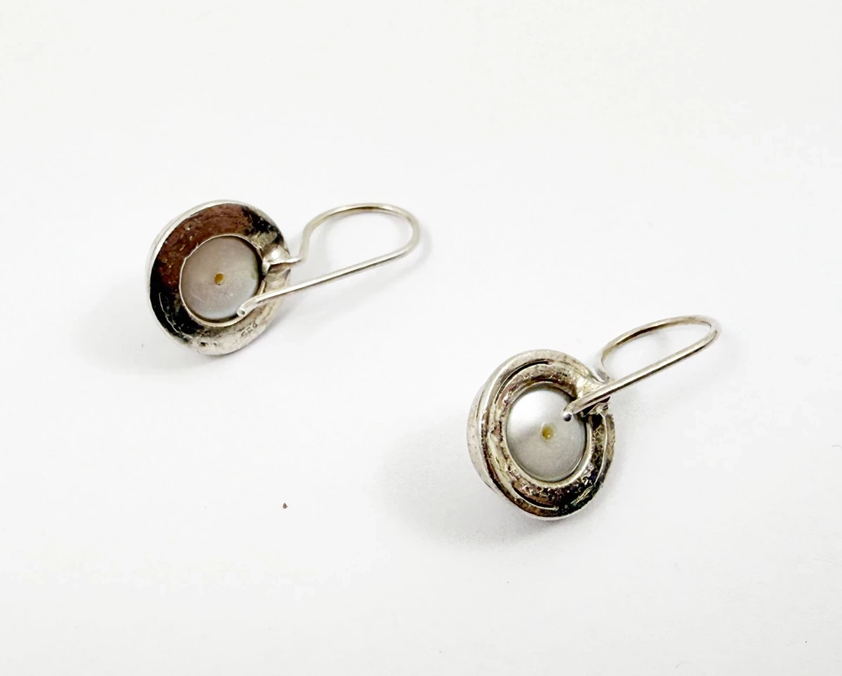 srebrne-kolczyki-z-perelkami-proba-925-waga-459-bigiel-otwarty-stan-11323-2