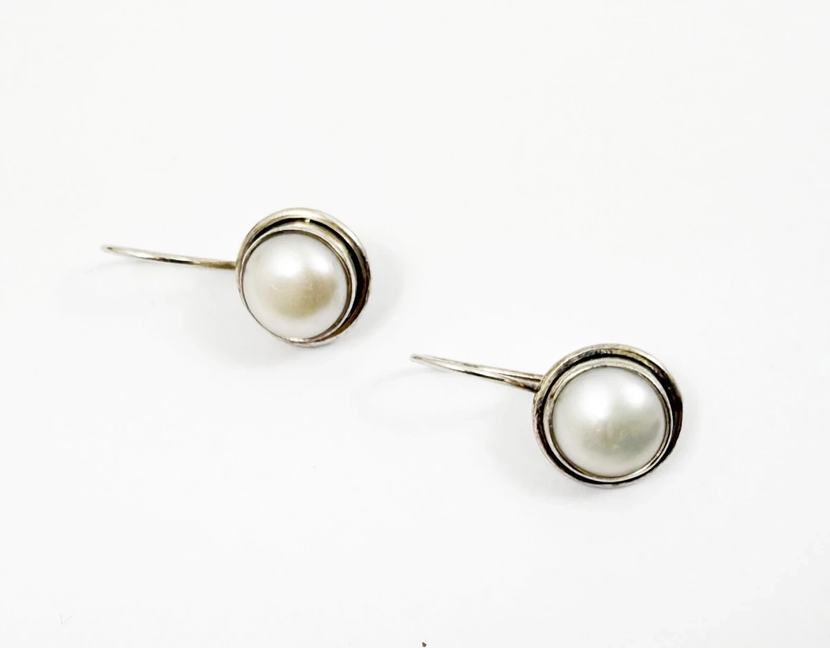 srebrne-kolczyki-z-perelkami-proba-925-waga-459-bigiel-otwarty-krzywoustego-324-wroclaw