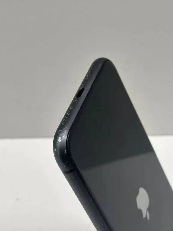 TELEFON IPHONE 11 64 GB 74% BATERIA