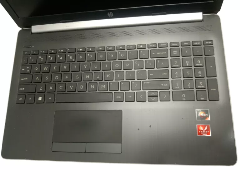 laptop-hp-15-db1067nw-ryzen-5-16gb-win-10-przekatna-ekranu-1560