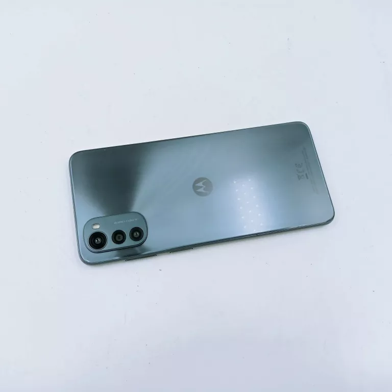 TELEFON MOTOROLA MOTO E32