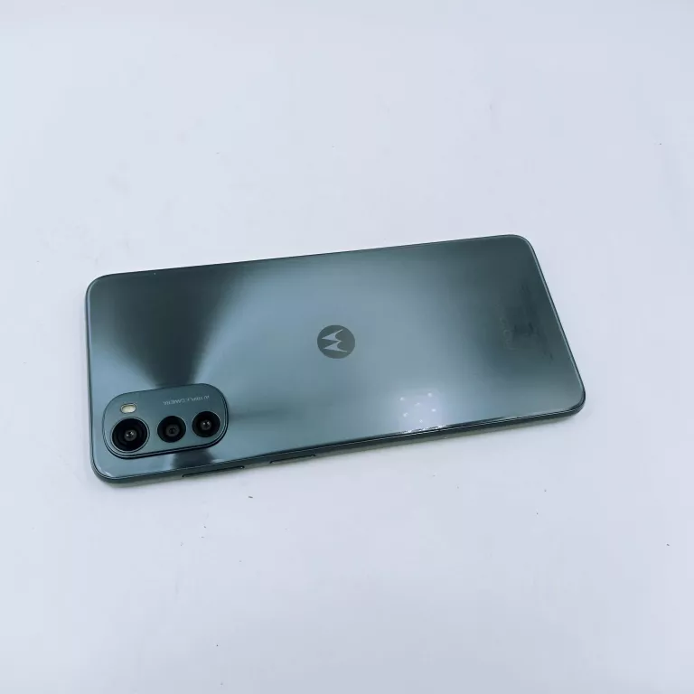 TELEFON MOTOROLA MOTO E32