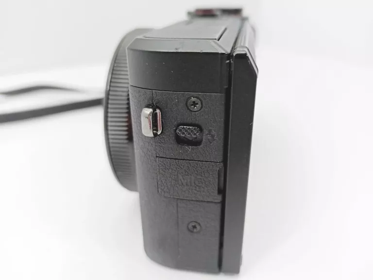 CANON G7 X MARK III