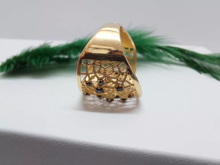 sliczny-zloty-pierscionek-585-fala-czarne-kamyki-501g-r15-kamien-17088-128