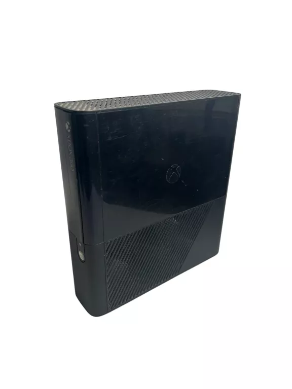 konsola-xbox-360-e-4gb-kinekt-pad-ean-gtin-0801128000626