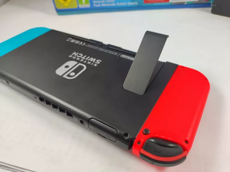 KONSOLA NINTENDO SWITCH SPORTS HAC-001 ETUI GWARANCJA KOMPLET