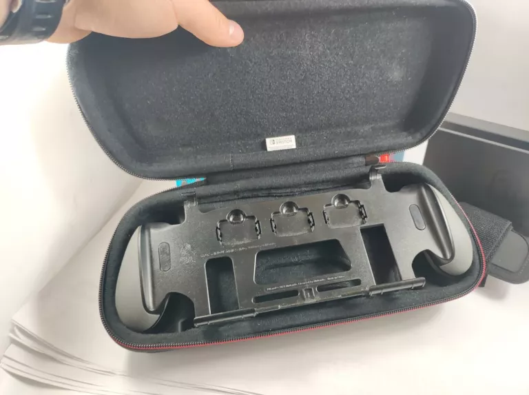 KONSOLA NINTENDO SWITCH SPORTS HAC-001 ETUI GWARANCJA KOMPLET
