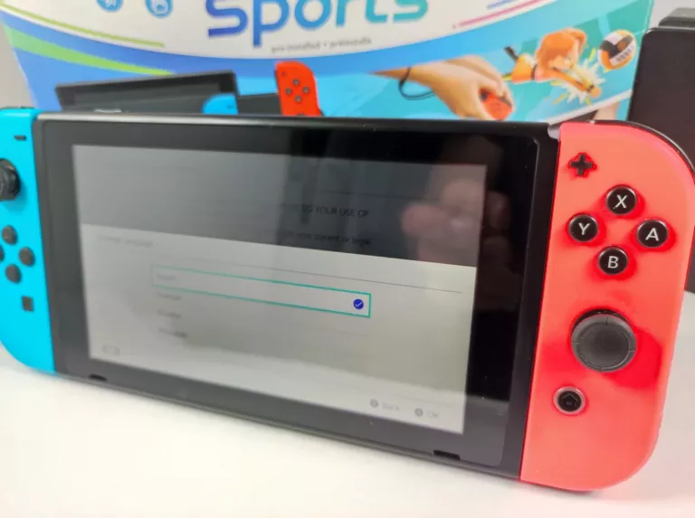 KONSOLA NINTENDO SWITCH SPORTS HAC-001 ETUI GWARANCJA KOMPLET