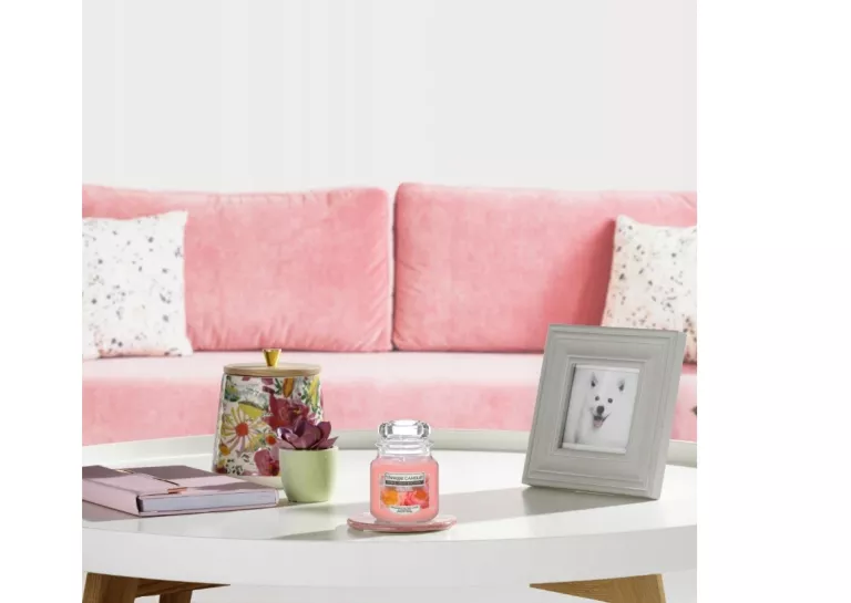 ŚWIECZKA YANKEE CANDLE CORAL PEONY 104G