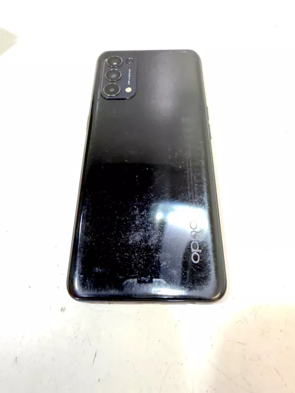 TELEFON OPPO RENO 5