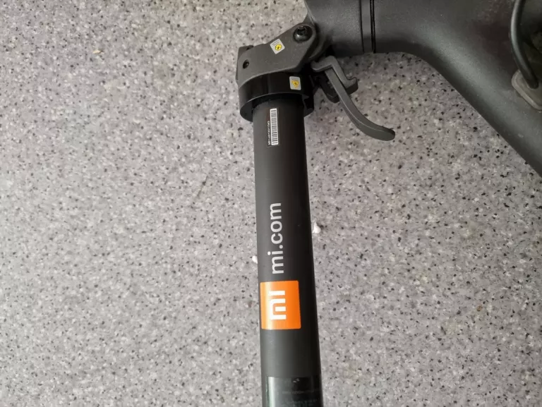 HULAJNOGA XIAOMI ELECTRIC SCOOTER PRO 2 2022 CZARNY