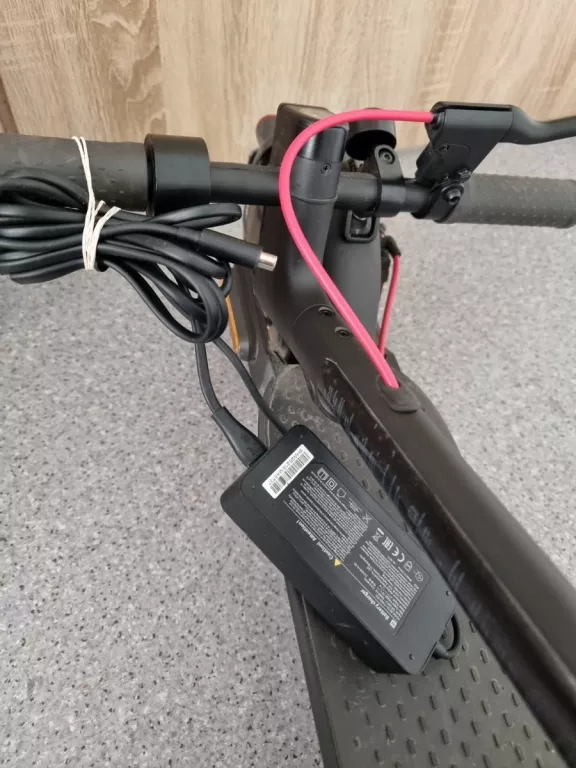 HULAJNOGA XIAOMI ELECTRIC SCOOTER PRO 2 2022 CZARNY