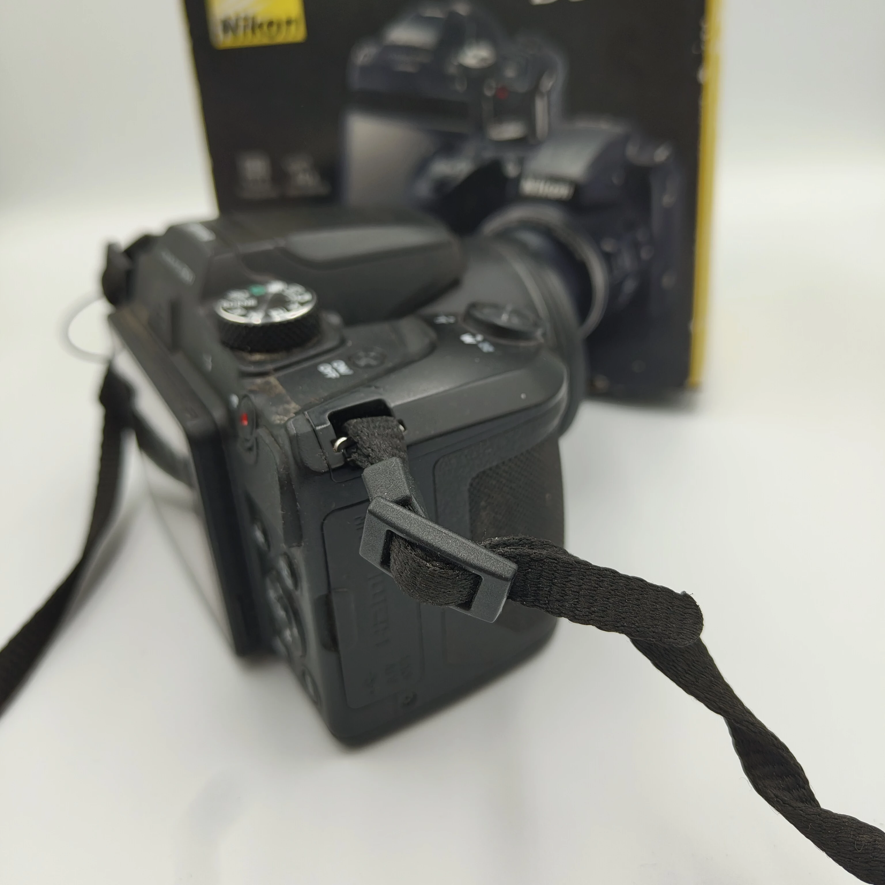 nikon-coolpix-b500-zoom-optyczny-4000