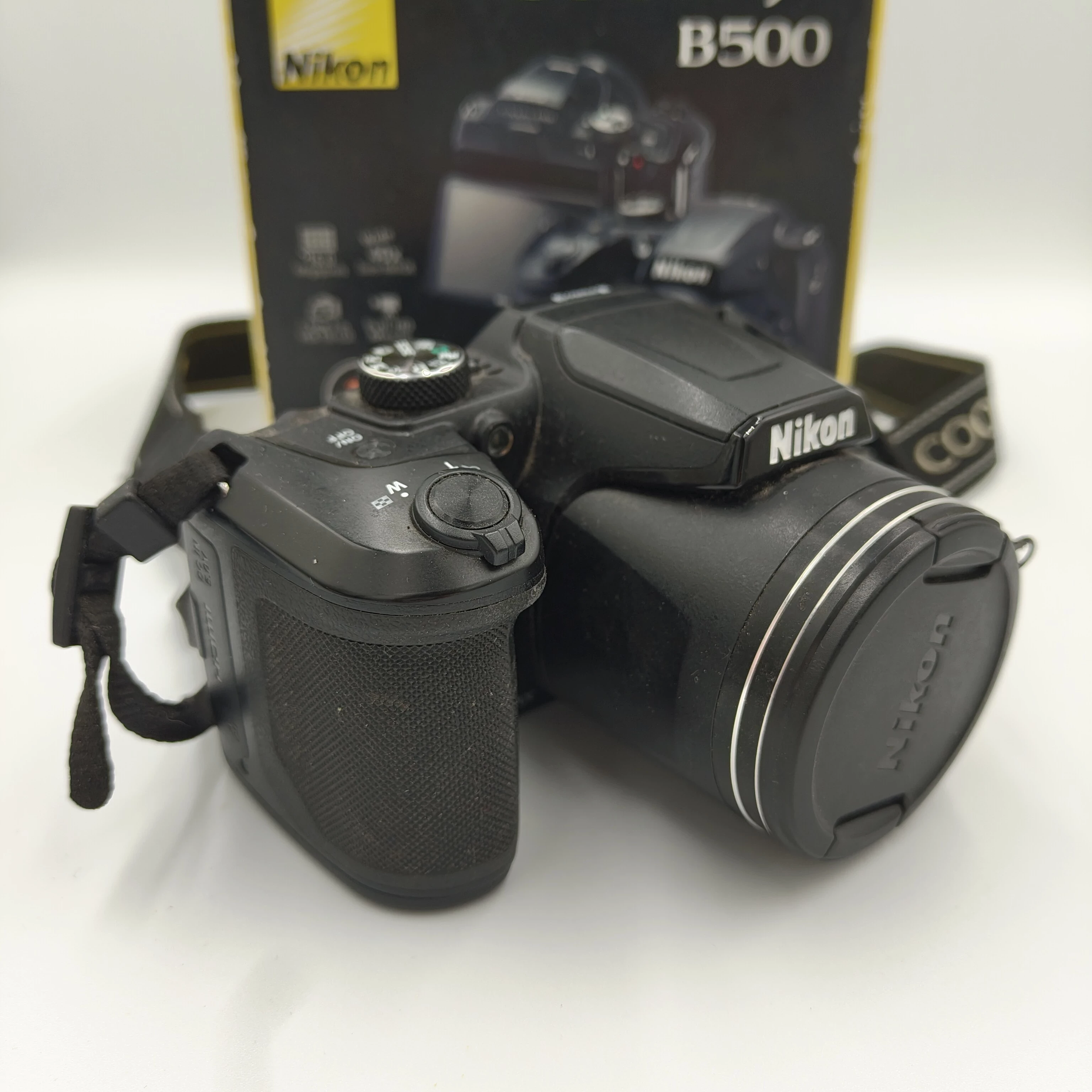 nikon-coolpix-b500-ean-gtin-0018208949021