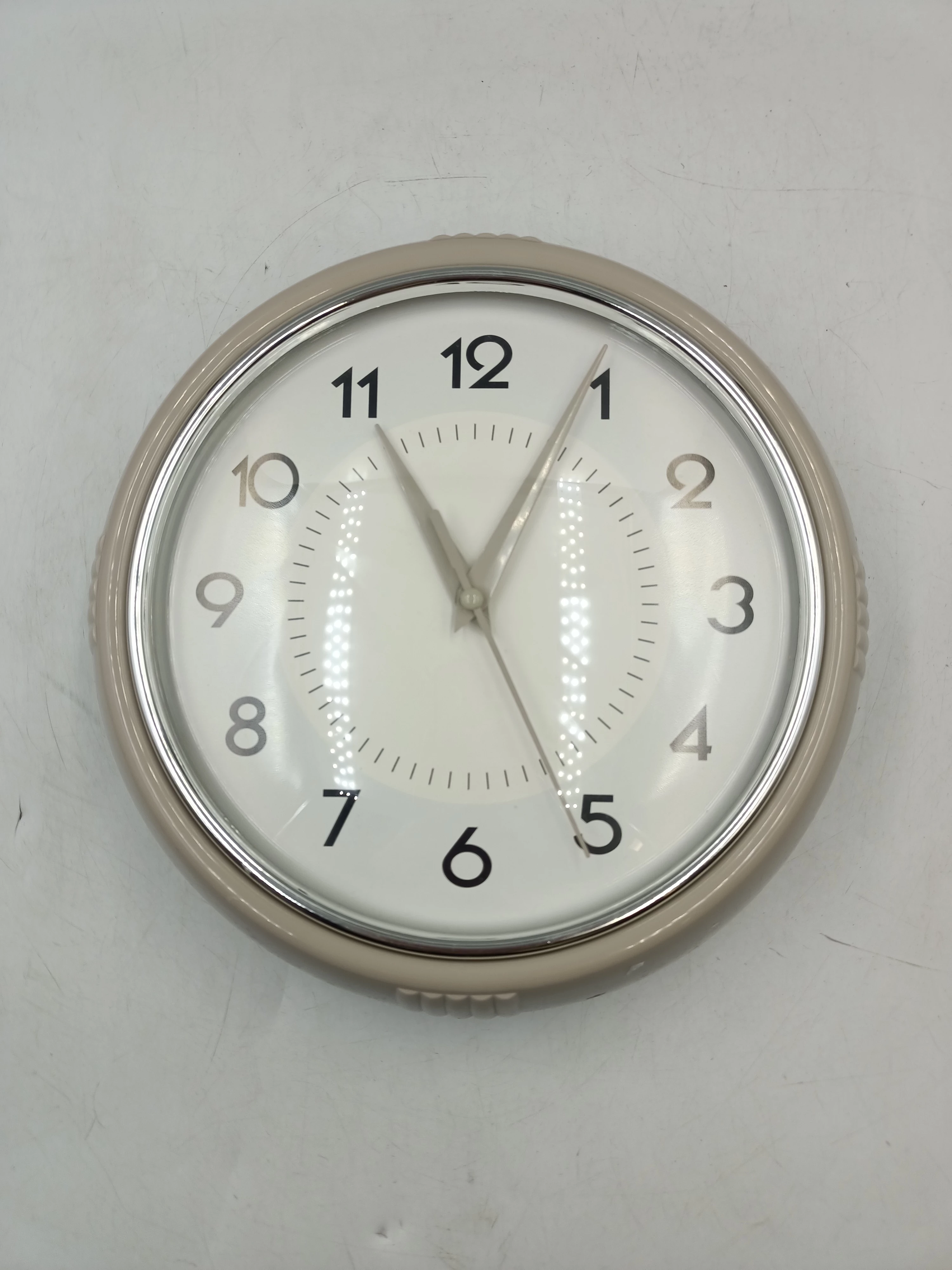 zegar-scienny-quartz-niepodleglosci-26-czechowice-milz-2