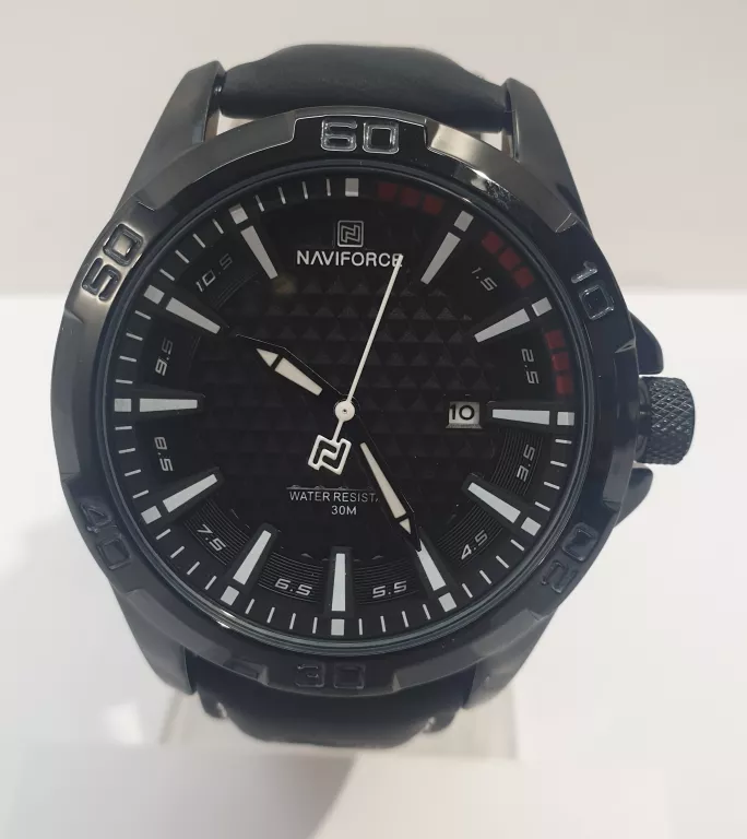 ZEGAREK MĘSKI NAVIFORCE KLASYCZNY SKÓRZANY CZARNY PASEK