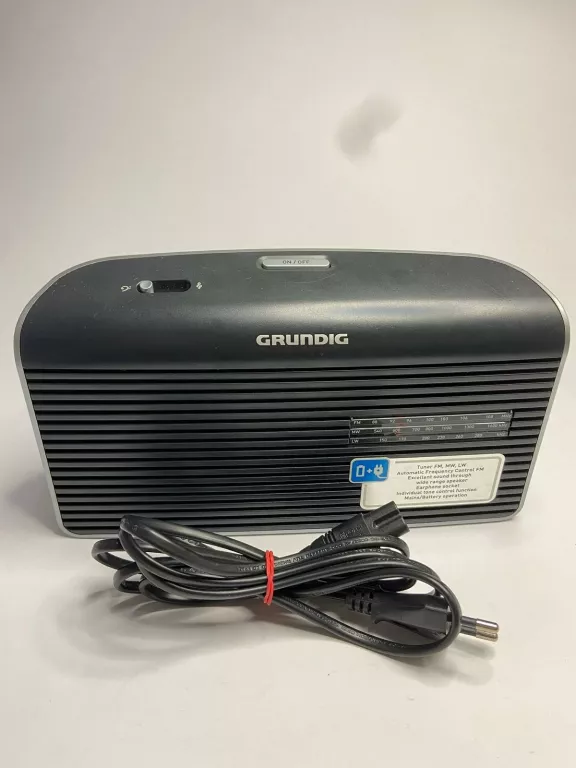 RADIO GRUNDIG MUSIC 60 LW