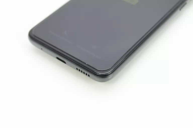 TELEFON MOTOROLA MOTO E40 4/ 64 GB