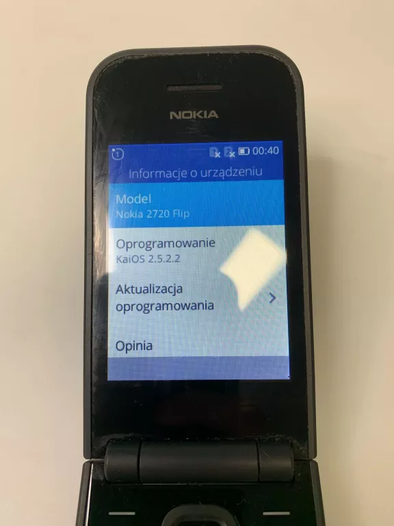 TELEFON NOKIA 2720 FLIP