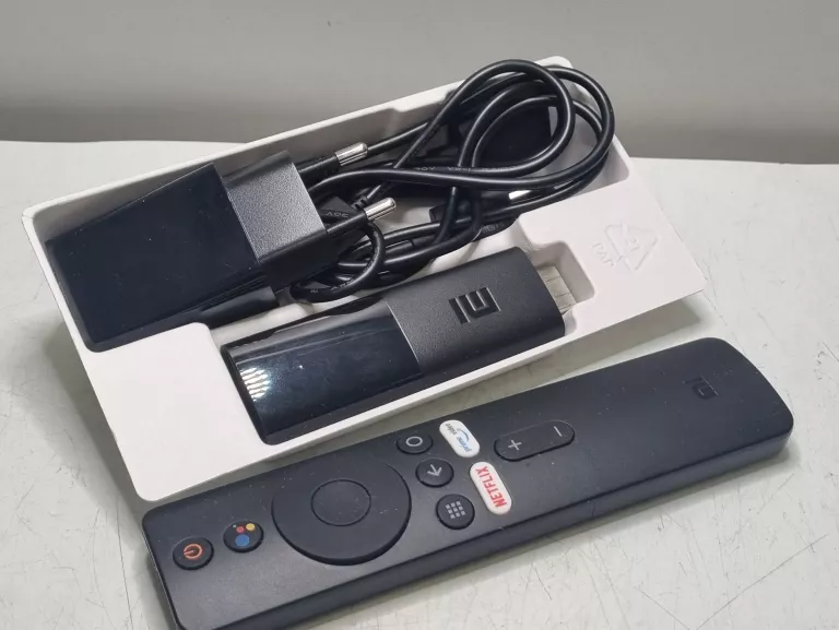 ODTWARZACZ MULTIMEDIALNY FULL HD XIAOMI MI TV STICK MDZ-24-AA W PUDEŁKU