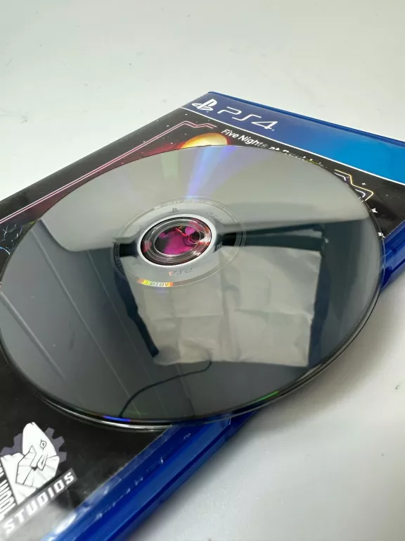 gra-ps4-five-nights-at-freddys-wersja-jezykowa-216085-2