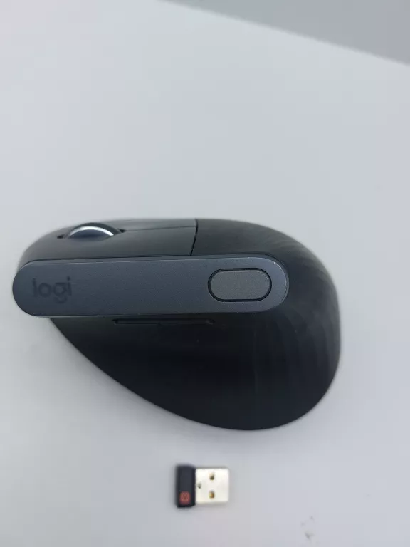ERGONOMICZNA MYSZKA LOGITECH MX VERTICAL MOUSE
