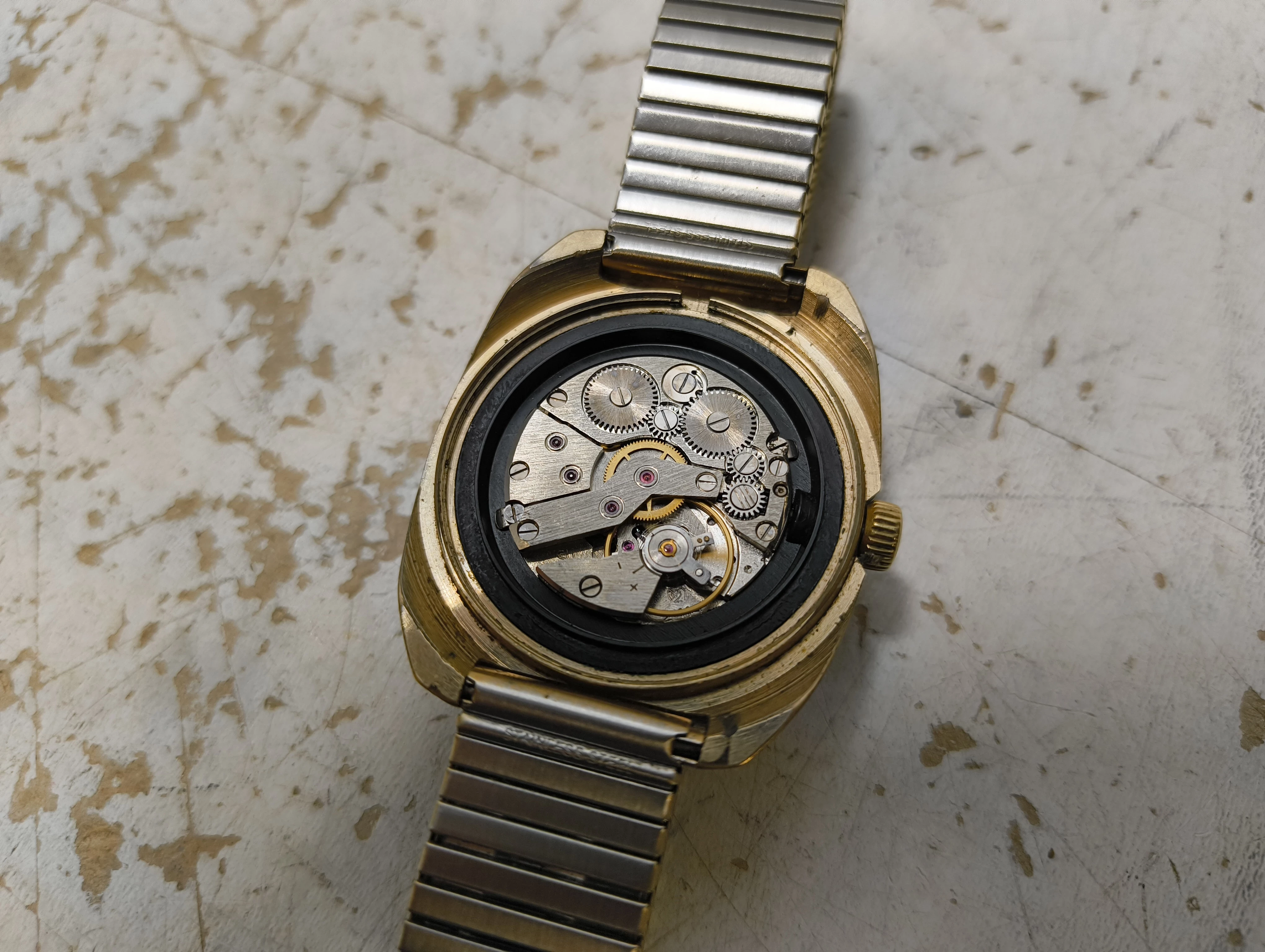 zegarek-slava-21-jewels-nakrecany-pozlacany-funkcje-220-8