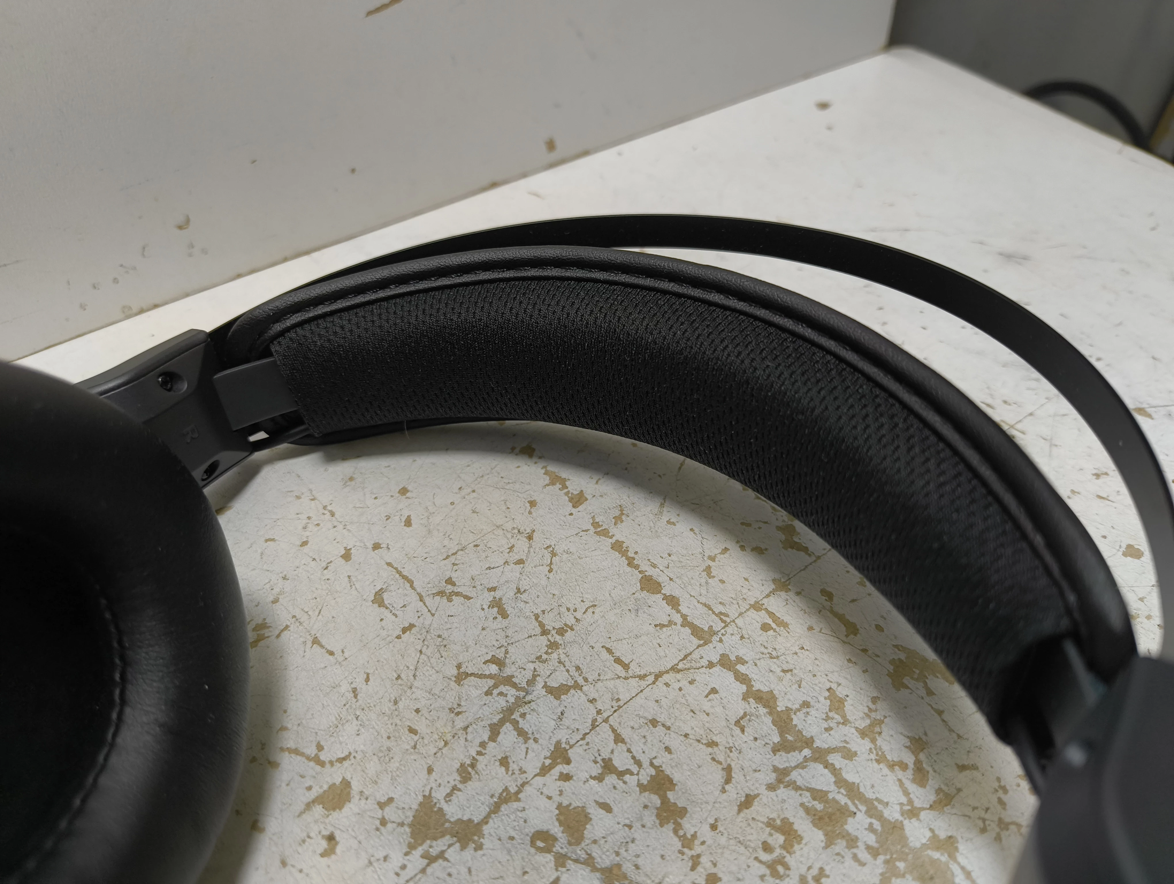 sluchawki-nauszne-roccat-elo-rodzaj-sluchawek-203681-217745