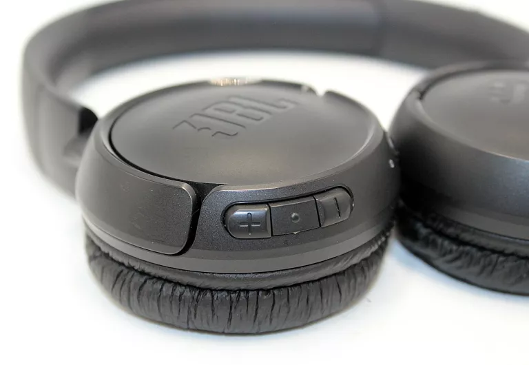 SŁUCHAWKI NAUSZNE BT JBL TUNE 525BT CZARNE