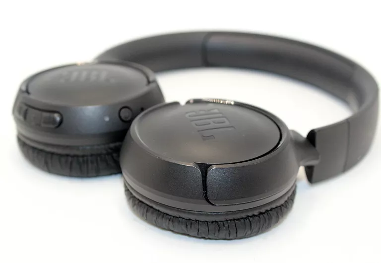 SŁUCHAWKI NAUSZNE BT JBL TUNE 525BT CZARNE