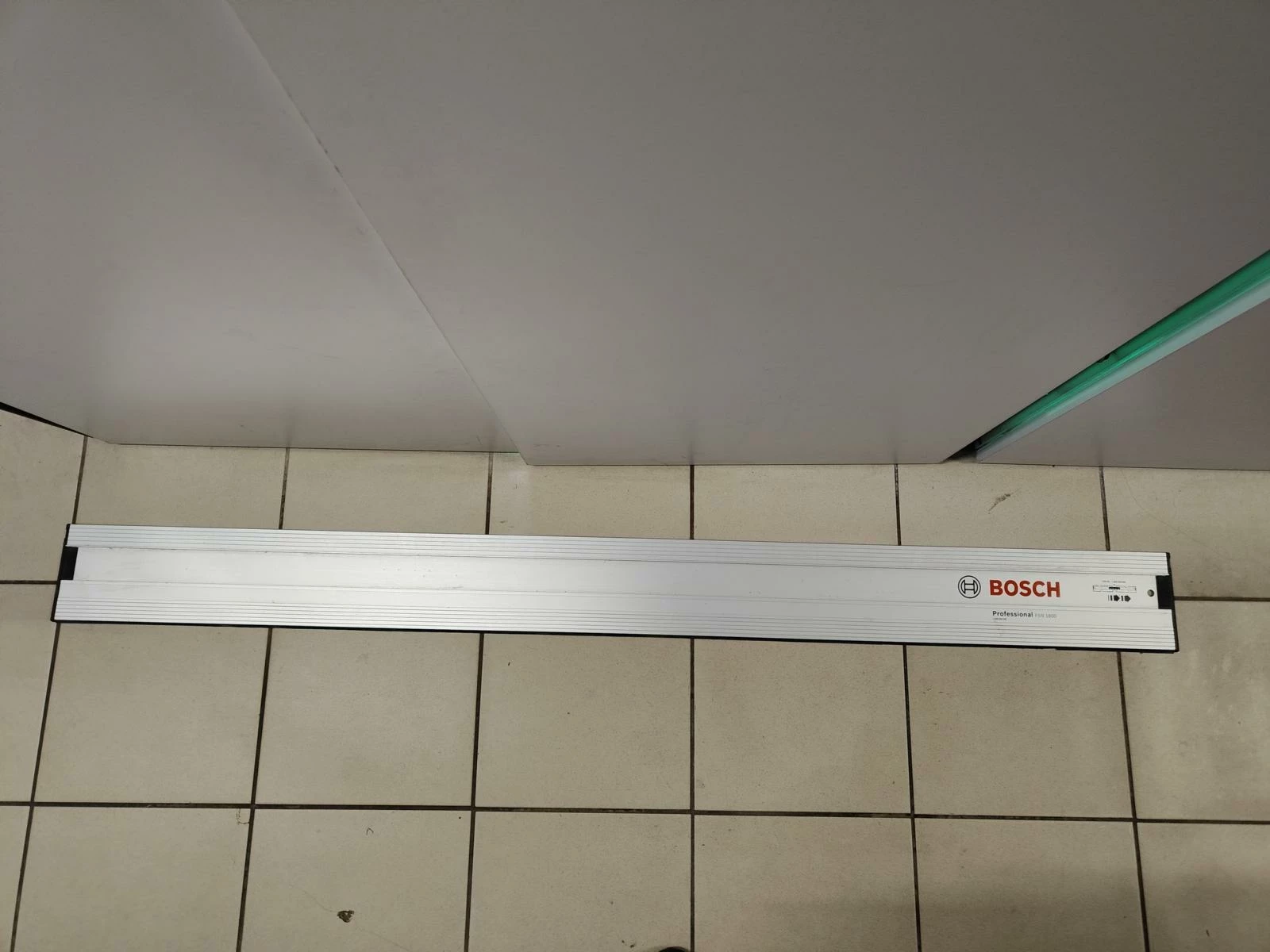 prowadnica-bosch-fsn-1600-1-600-z00-00f-ean-gtin-4903025444384