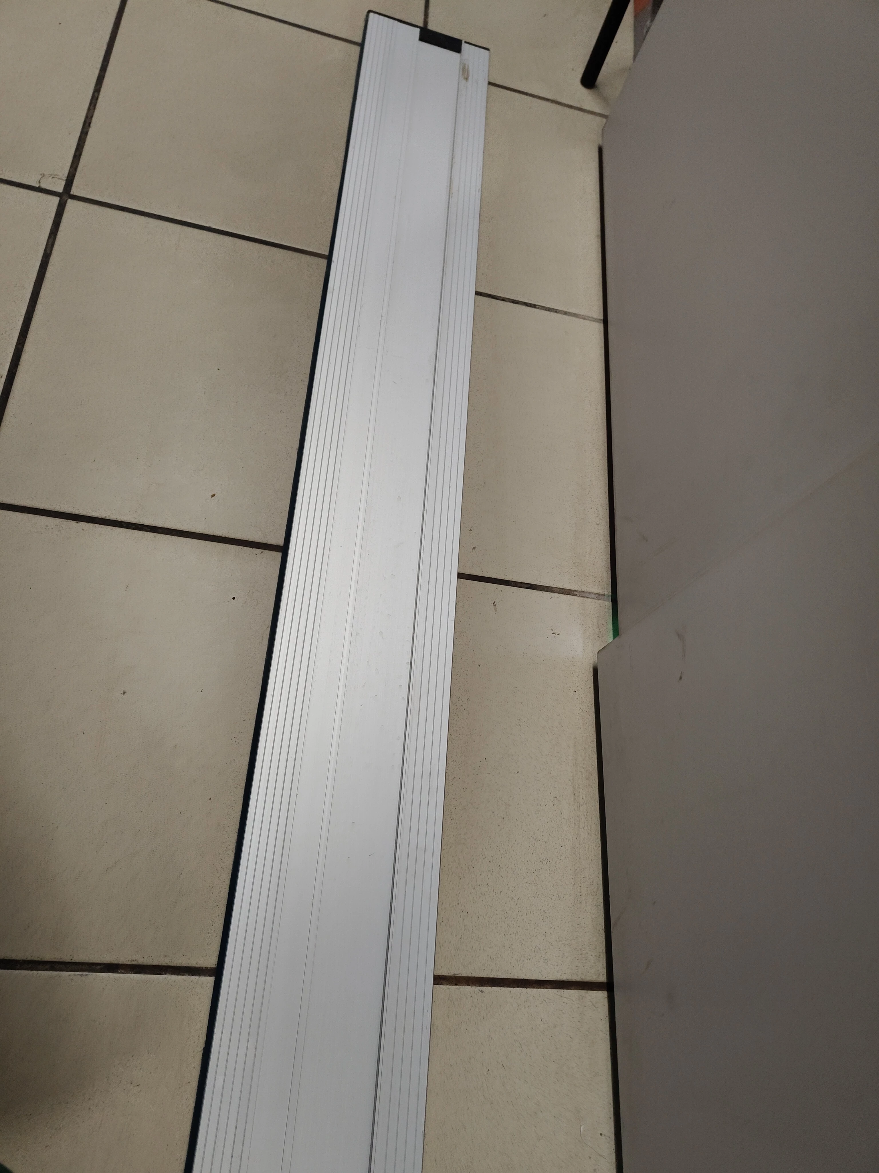 prowadnica-bosch-fsn-1600-1-600-z00-00f-stan-11323-2