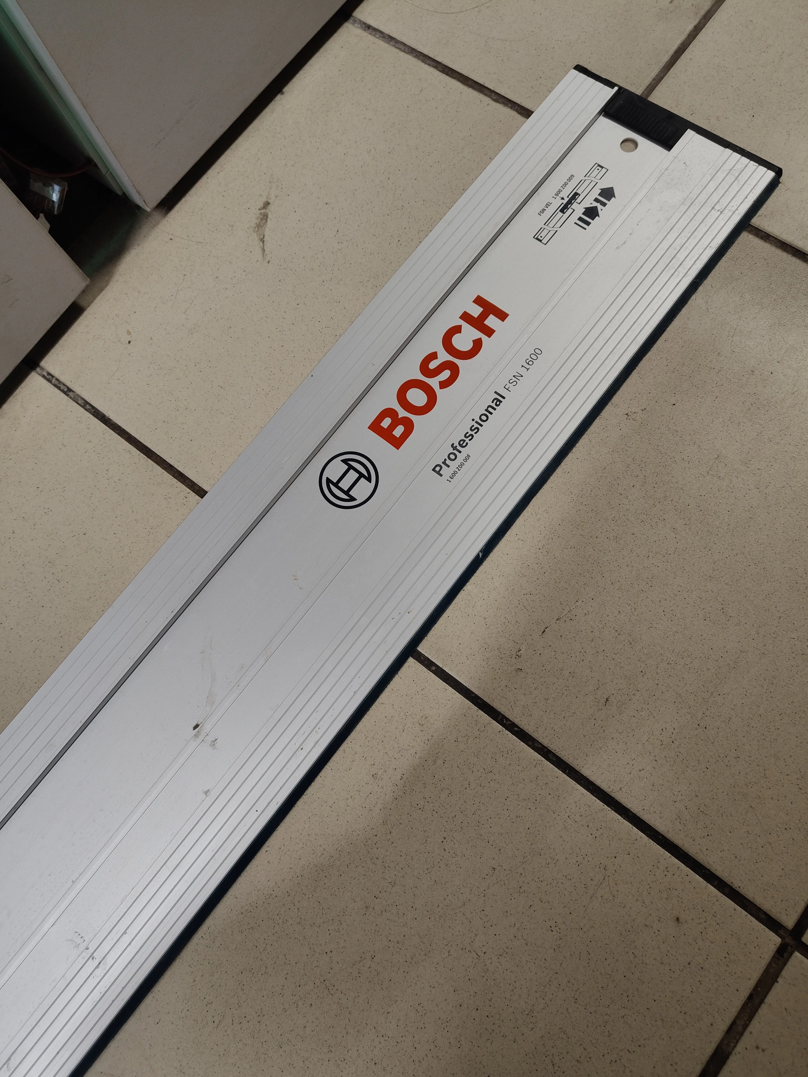 prowadnica-bosch-fsn-1600-1-600-z00-00f-ean-gtin-4903025444384