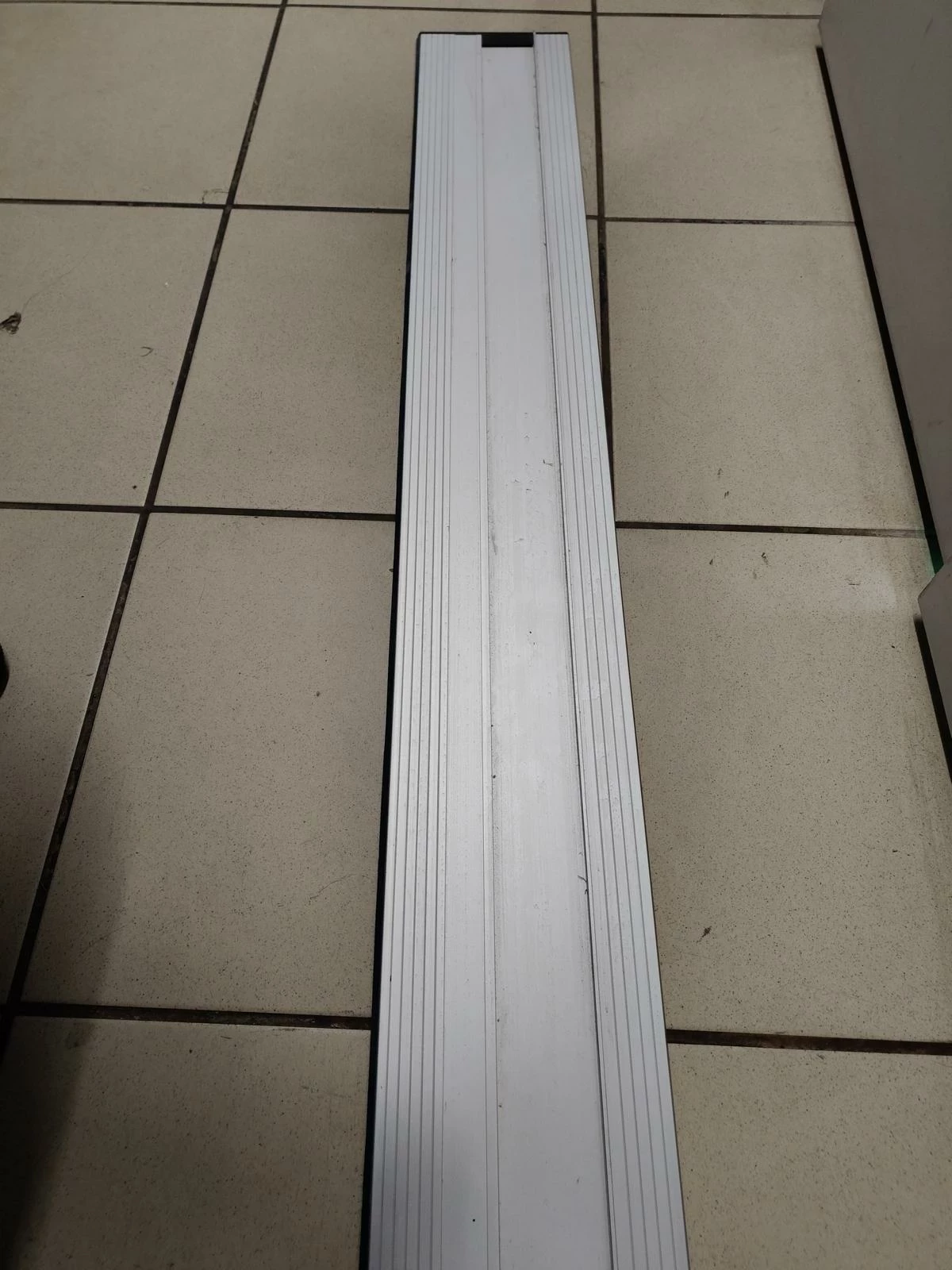 prowadnica-bosch-fsn-1600-1-600-z00-00f-kod-producenta-4903025444384