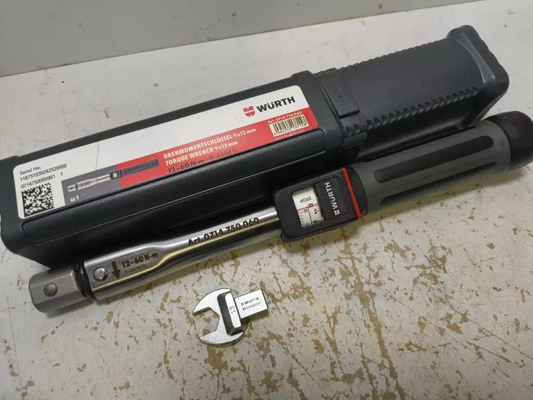 KLUCZ DYNAMOMETRYCZNY Z WYMIENNĄ GŁOWICĄ WURTH 12-60NM 0714 750 060