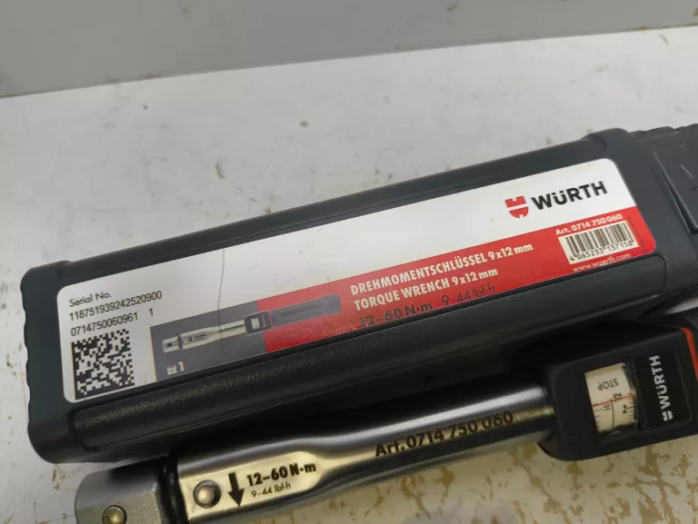 KLUCZ DYNAMOMETRYCZNY Z WYMIENNĄ GŁOWICĄ WURTH 12-60NM 0714 750 060