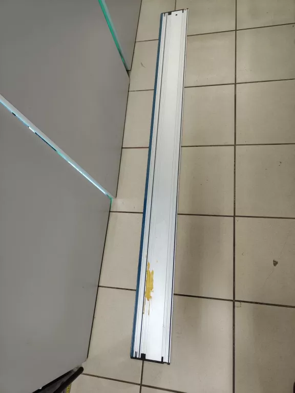 PROWADNICA BOSCH FSN 1600 1 600 Z00 00F