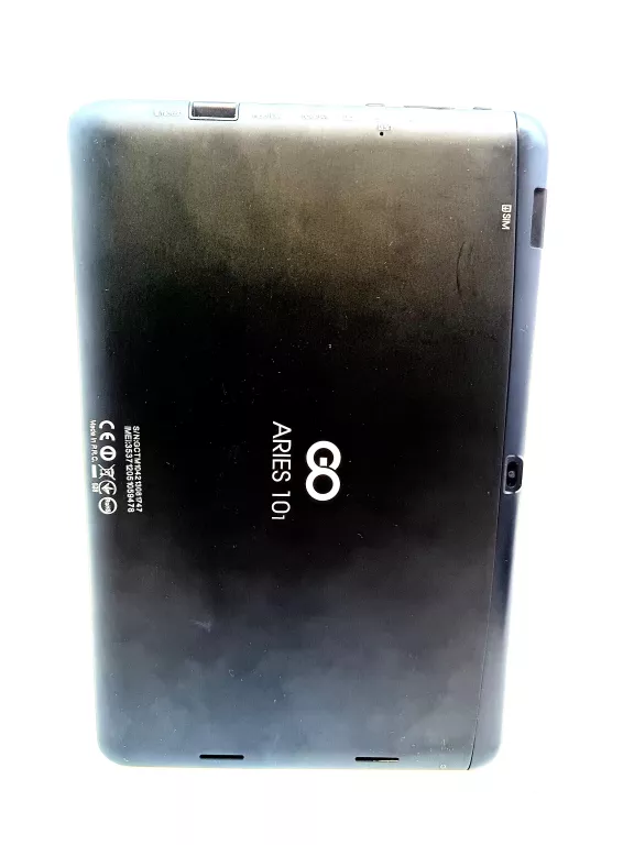 TABLET GOCLEVER ARIES 101 + ETUI Z KLAWIATURĄ + ŁADOWARKA+KARTA SD