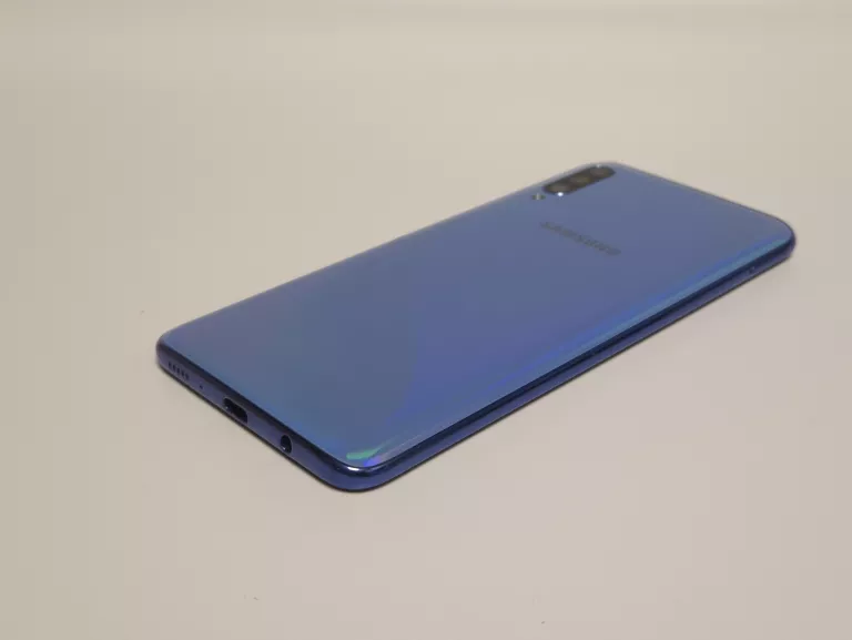 TELEFON SAMSUNG A70