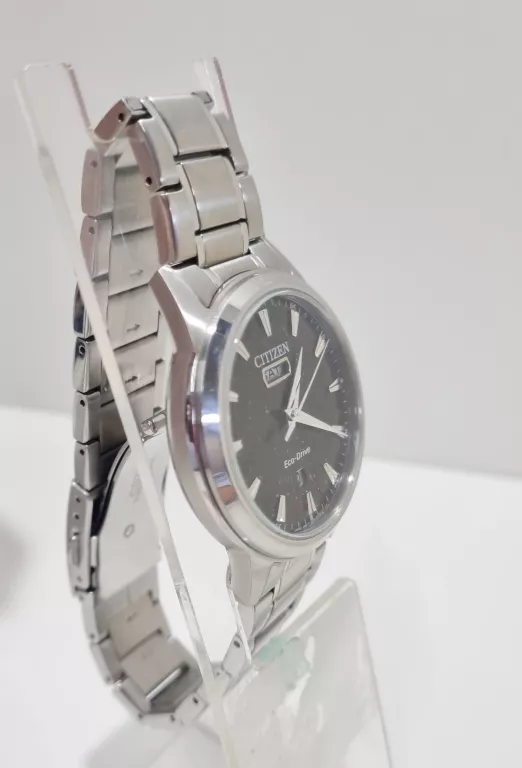 ZEGAREK CITIZEN ECO-DRIVE AW0100-86EE